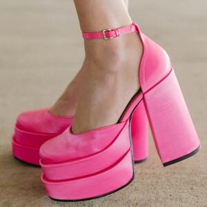BRAND NEW SODA PLATFORM BLOCK-HEEL WOMEN'S PUMP